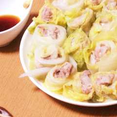 รูปของ 豚こま肉を使って白菜シュウマイ☆