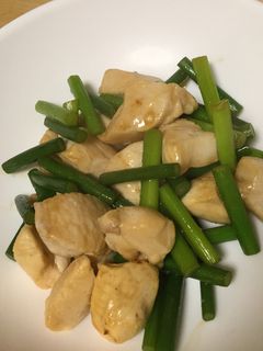 鶏肉とニンニクの芽の炒め物-レシピのメイン写真