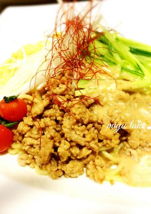 肉味噌の混ぜ麺♪ごまドレかけ❤-レシピのメイン写真