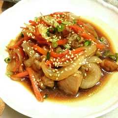 รูปของ 簡単！お弁当にも！鶏モモ肉の甘辛炒め⭐