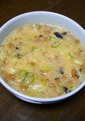 キムチと葱がいっぱい！シャキシャキ納豆-レシピのメイン写真