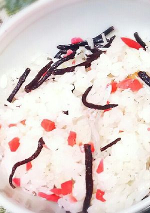 簡単!ホッとするひじきとじゃこの梅ご飯✨-レシピのメイン写真