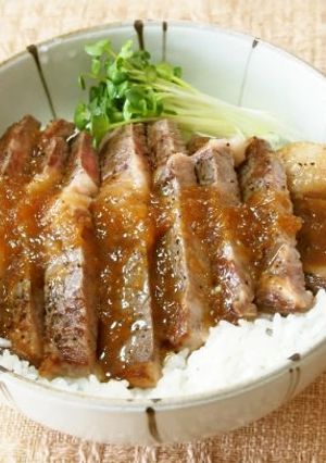 牛ロースステーキ丼-レシピのメイン写真