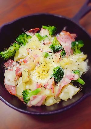スキレットで簡単朝食☆ベーコンポテト-レシピのメイン写真