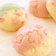 桜抜型で 春のメロンパン