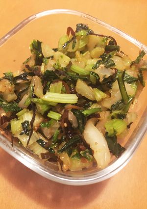 セロリの塩昆布炒め-レシピのメイン写真