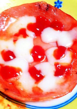 なんちゃってハムピザ♪-レシピのメイン写真