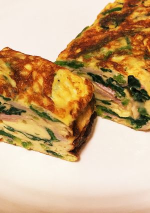 【お弁当】ほうれん草とベーコンの玉子焼き-レシピのメイン写真