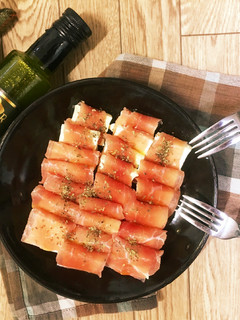 激安ヘルシー♡モッツァレラ風・生ハム豆腐-レシピのメイン写真