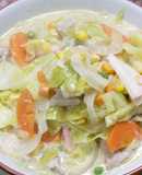 野菜たっぷり豆乳スープの簡単チャンポン麺