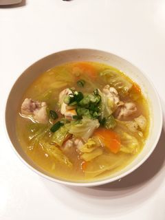 とりもも肉入り☆具だくさんみそ汁☆-レシピのメイン写真