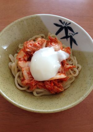 ☆ズボラ主婦のキムチ温玉うどん☆-レシピのメイン写真