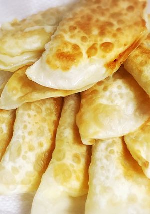 余った餃子の皮で★簡単パリパリチーズ焼き-レシピのメイン写真