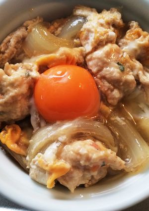 鶏団子で親子丼！麺つゆで簡単！-レシピのメイン写真