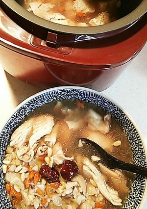 お肉とスープたっぷりの炊飯器で参鶏湯-レシピのメイン写真