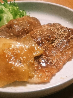 簡単豚肉と大根の焼肉タレ炒め✧⃛*:・-レシピのメイン写真