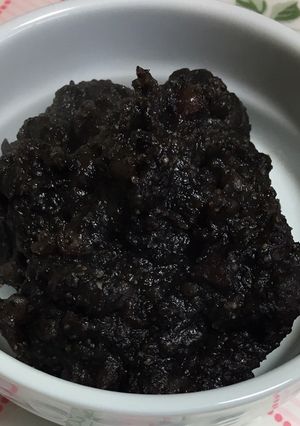 材料2つ混ぜるだけの黒ごまあんこ-レシピのメイン写真