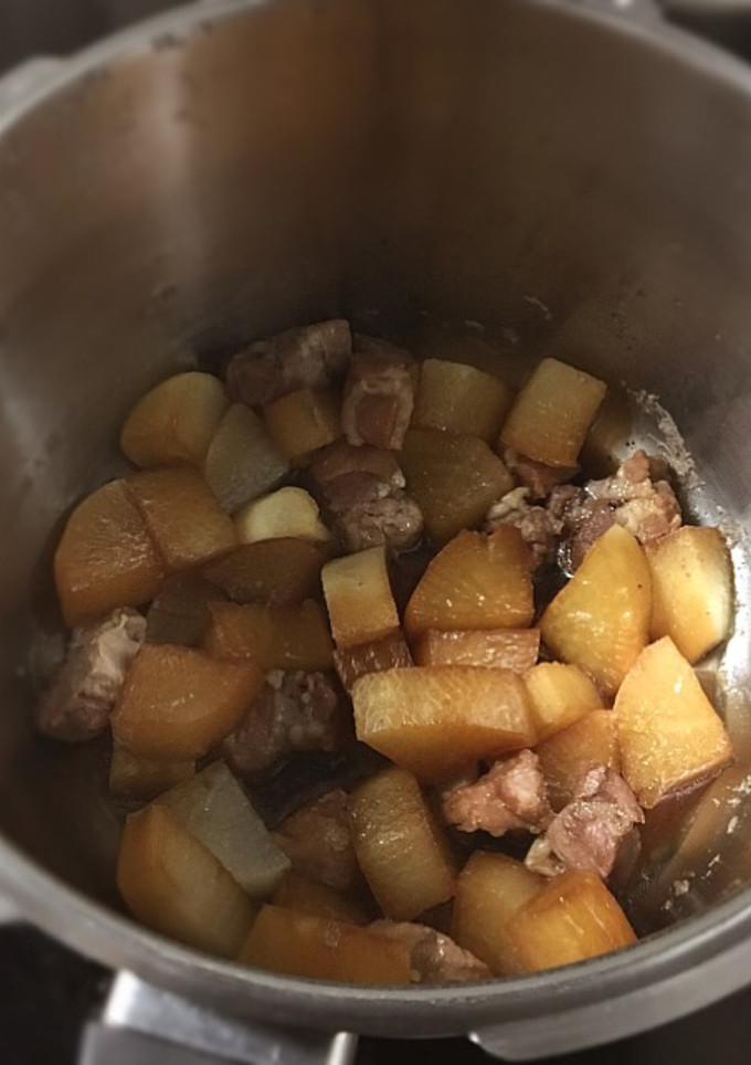 圧力鍋で簡単！豚肉と大根の煮物。-レシピのメイン写真