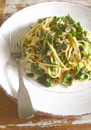 たっぷりセロリ葉とツナと生姜スパゲティー-レシピのメイン写真