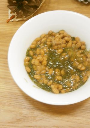 コレは食べネバ！ネバネバ同士♡めかぶ納豆-レシピのメイン写真