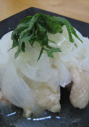 レンジで出来る☆鳥肉と玉ねぎの酒蒸し☆-レシピのメイン写真