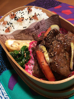 塩麹で柔らか仔羊のステーキ弁当-レシピのメイン写真