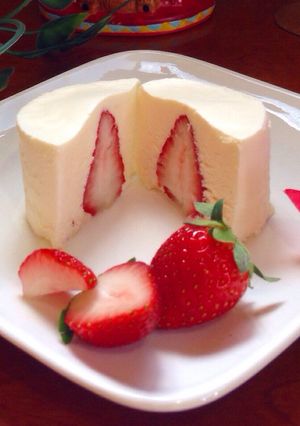 苺のみるくぷるん-レシピのメイン写真