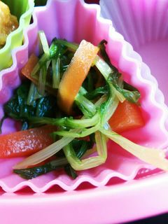 水菜とにんじんのごま和え風-レシピのメイン写真