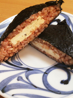 ケチャップライスのおにぎらず-レシピのメイン写真