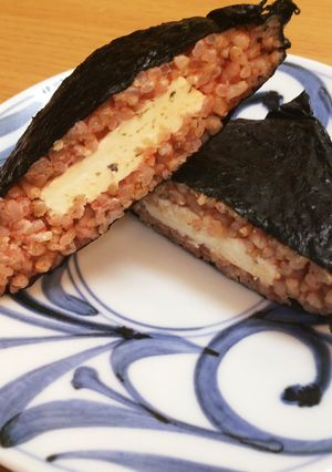 ケチャップライスのおにぎらず-レシピのメイン写真