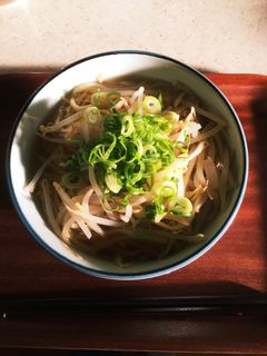 あっと言う間にもやしたっぷりラーメン-レシピのメイン写真