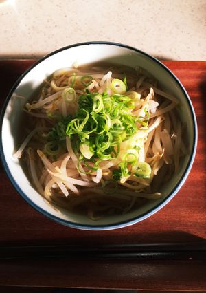 あっと言う間にもやしたっぷりラーメン-レシピのメイン写真