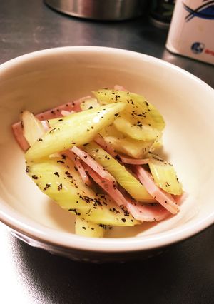 セロリとハムのゆかり和え-レシピのメイン写真