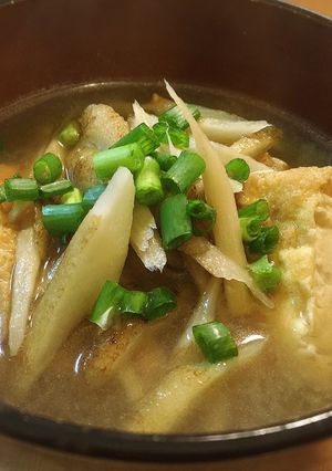 ささがきごぼうと厚揚げのコクうまお味噌汁-レシピのメイン写真