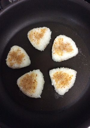 簡単☆2歳児も食べれる！焼きおにぎり-レシピのメイン写真