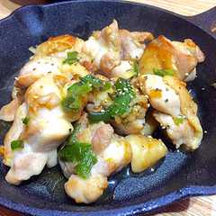 รูปของ 鶏肉のピーマンうま塩ダレ♡