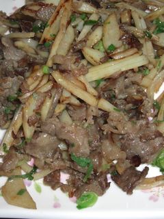 ウマウマ!牛肉とじゃがいもの炒め物-レシピのメイン写真
