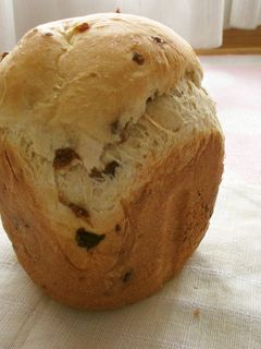 HB✿全粒粉とレーズン入り黒糖食パン-レシピのメイン写真