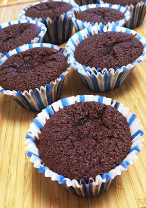 卵白消費 トリュフ入りチョコカップケーキ-レシピのメイン写真