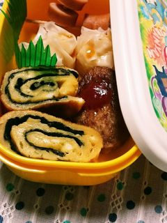 弁当に(^^)海苔で渦巻き卵焼き♪-レシピのメイン写真