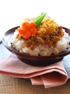 ひな祭りに♪カレーそぼろのちらし寿司-レシピのメイン写真