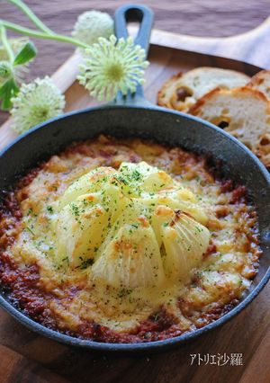 スキレット✿玉葱のボロネーゼチーズ焼き✿-レシピのメイン写真