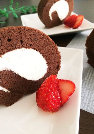チョコ入り♡しっとりチョコロールケーキ♬-レシピのメイン写真