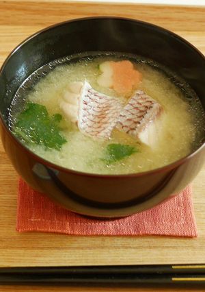 鯛と三つ葉の味噌汁-レシピのメイン写真