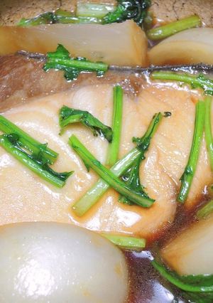 簡単こっくり！ 鰤とカブの煮物！-レシピのメイン写真