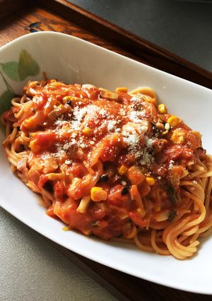 豆苗とエリンギのトマトクリームパスタ-レシピのメイン写真
