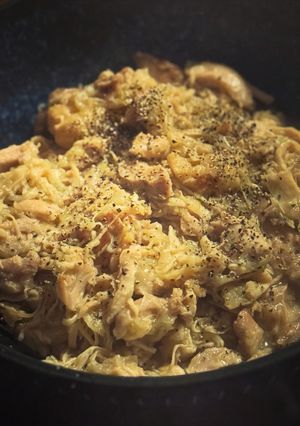 酒蒸し風☆ほろほろ鶏モモの無水トロトロ玉ねぎ-レシピのメイン写真