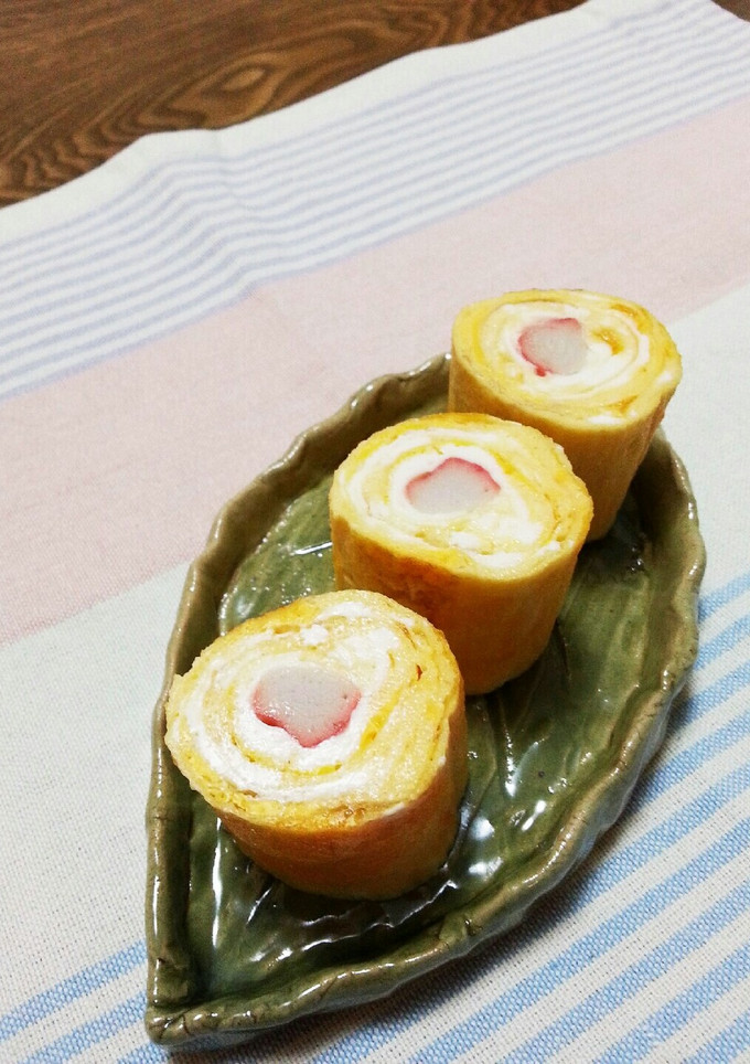 カニカマでちょっぴり華やか♪だし巻き卵-レシピのメイン写真