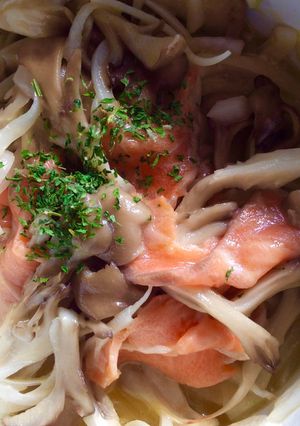 簡単にサーモンと舞茸のマリネ-レシピのメイン写真