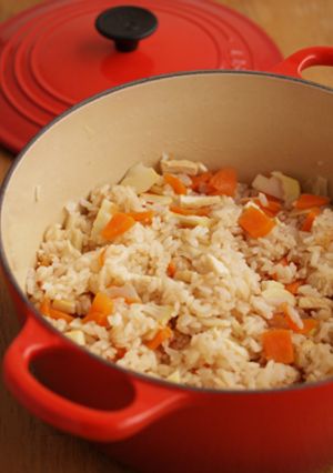 ル・クルーゼでつくるたけのこご飯-レシピのメイン写真